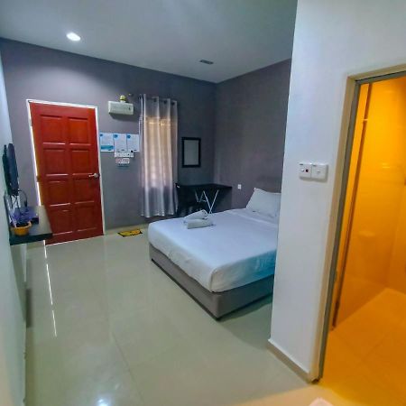 Bonda Room Stay Langkawi Pantai Cenang  Zewnętrze zdjęcie